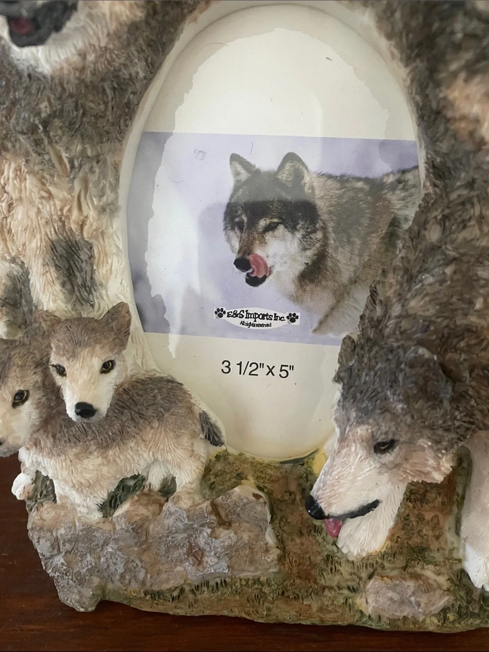 Wolf Family Photo Frame - Brown & Cream like new